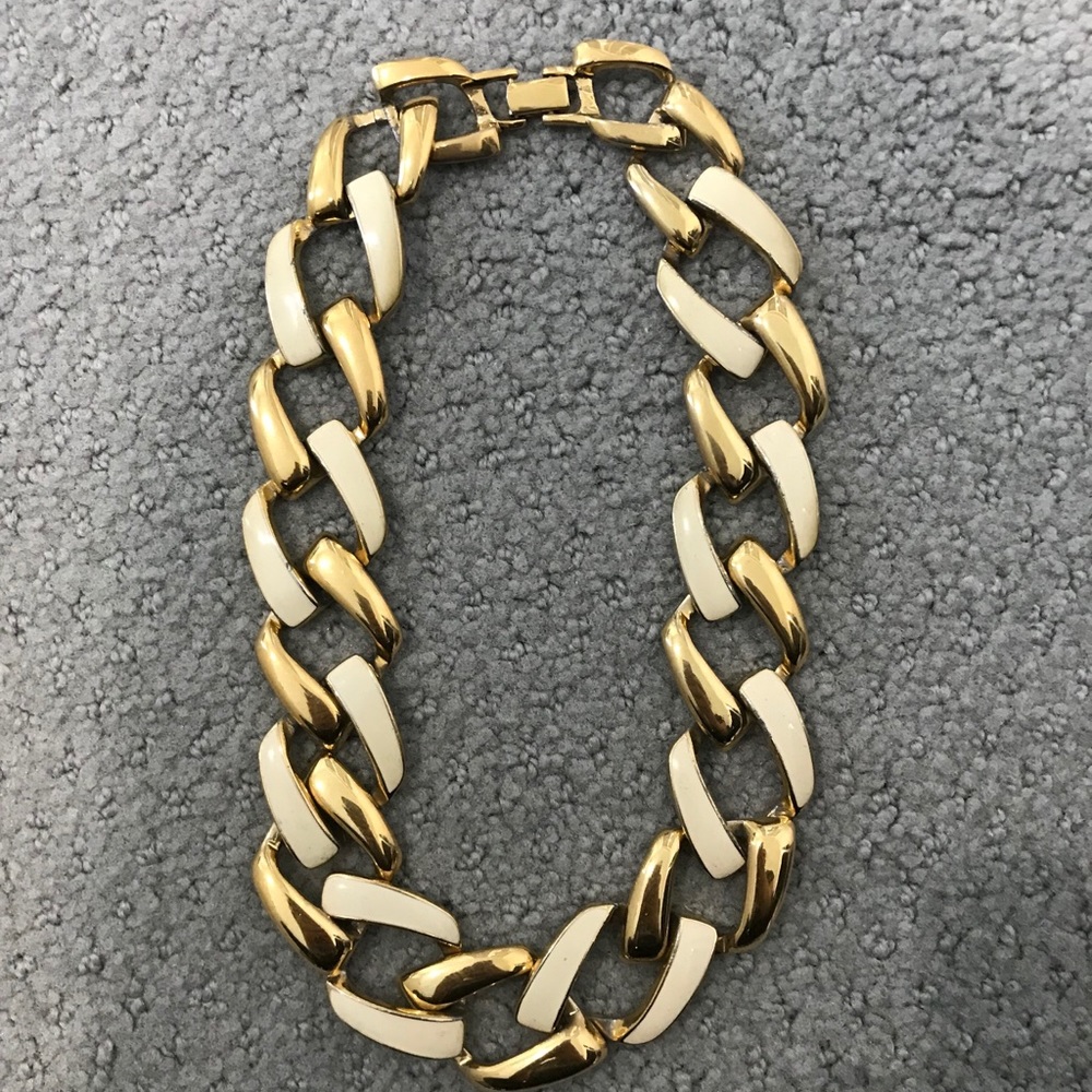 Fashion Necklace 9.75” Long - Picture 3 of 4